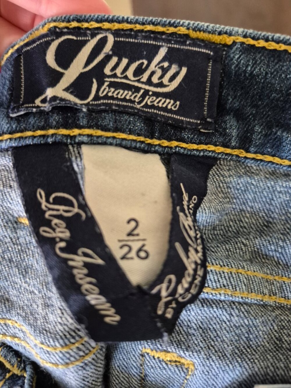 jeans - Picture 2 of 3
